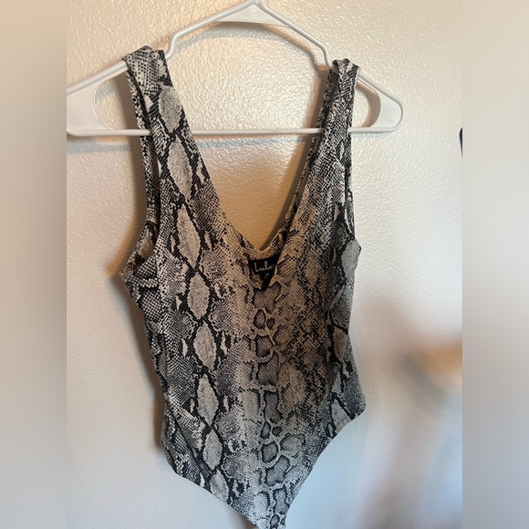 Lulus snakeskin bodysuit - Picture 1 of 1